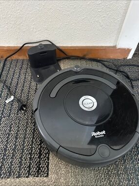 Roomba Black Robot Vacuum Cleaner - Rechargeable Portable